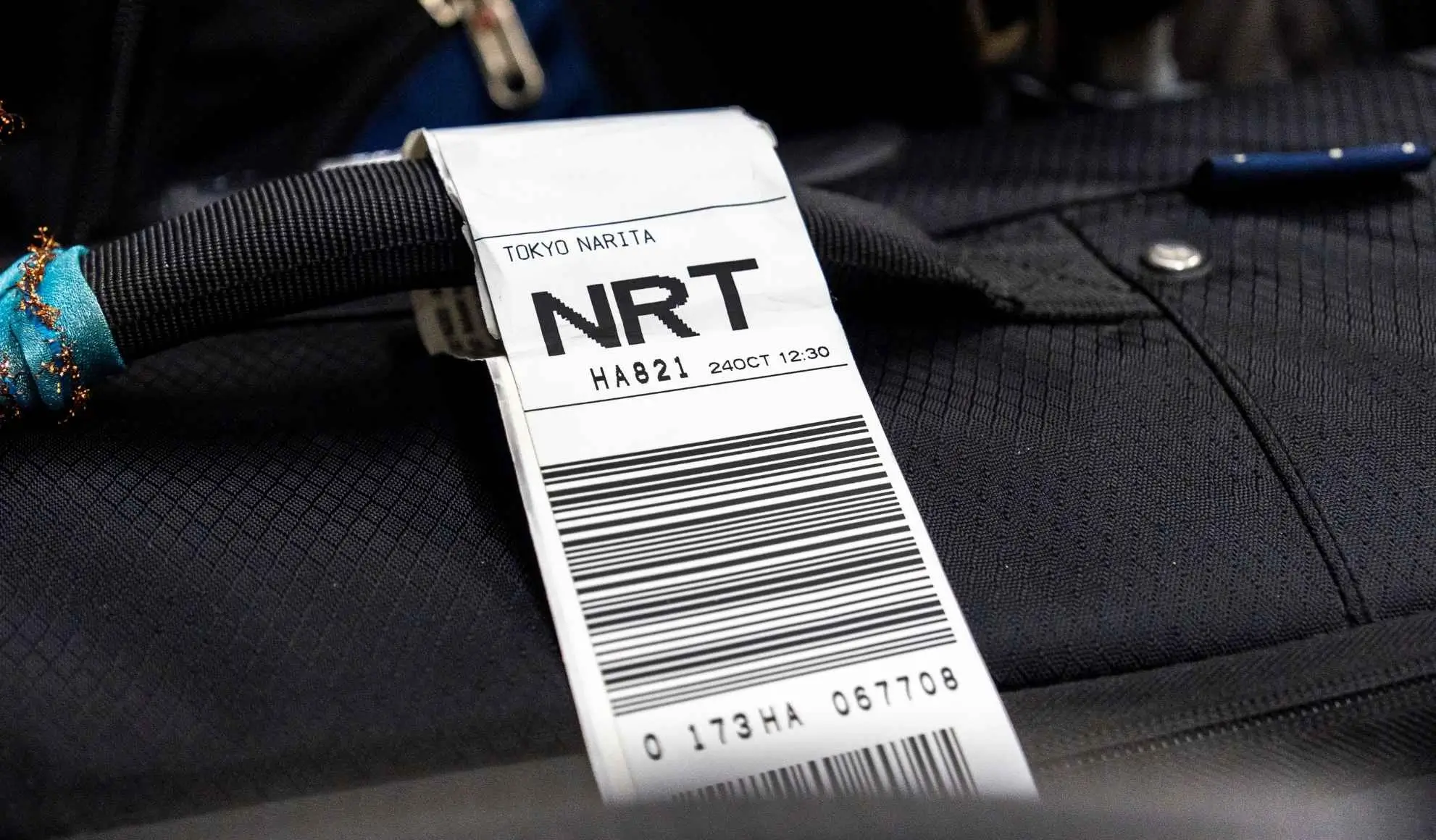 sigle-aeroporti-codici-iata-etichetta-bagaglio Etichetta bagaglio con codice IATA NRT, esempio di sigle aeroporti e codici aeroportuali usati nei viaggi aerei